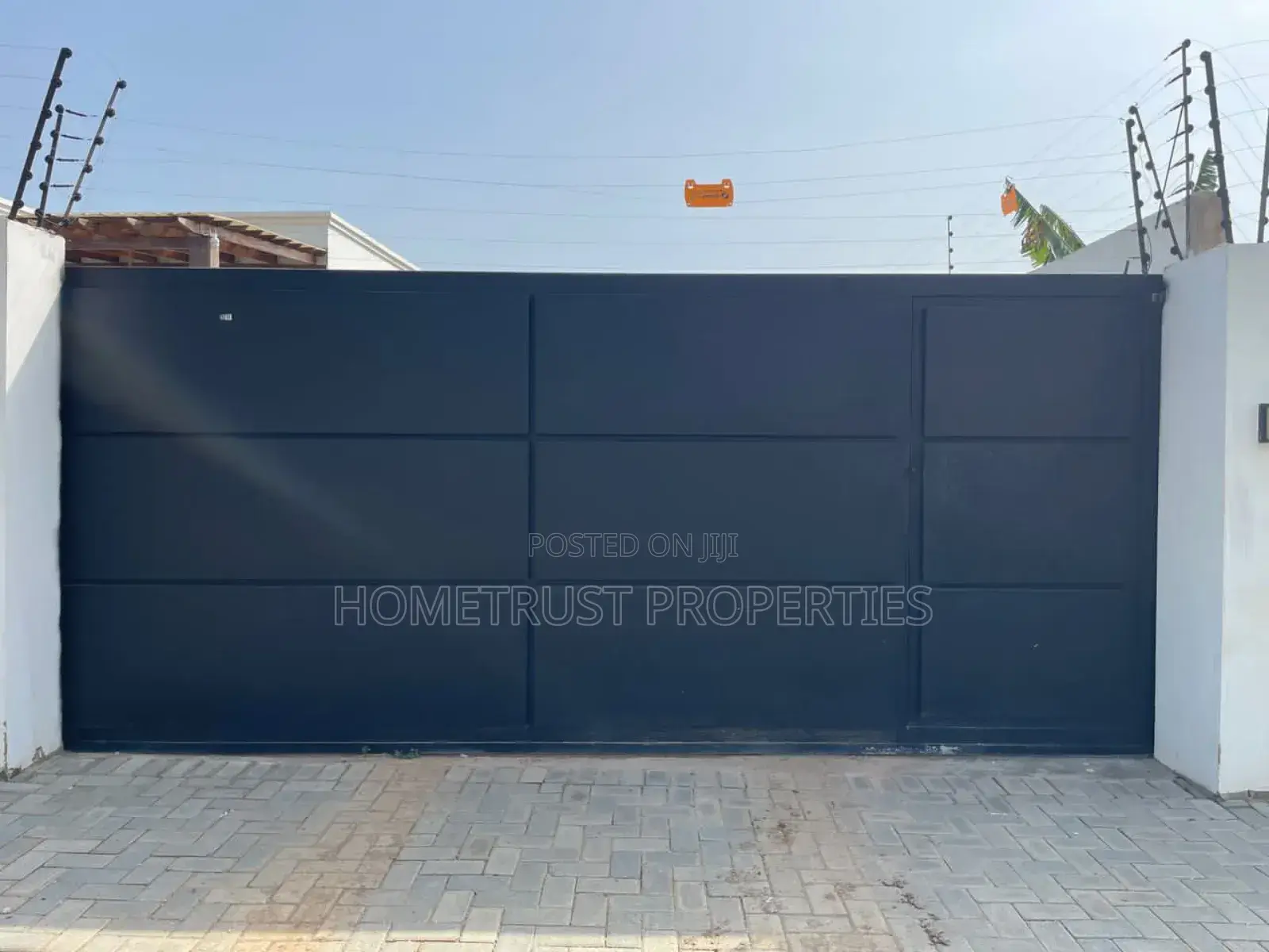 4bdrm Duplex in Hometrust Properties, Ablekuma for sale