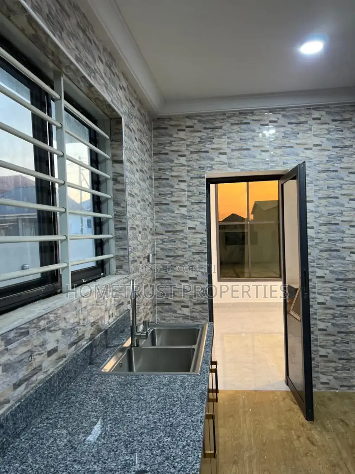 4bdrm Duplex in Hometrust Properties, Millenium City for sale