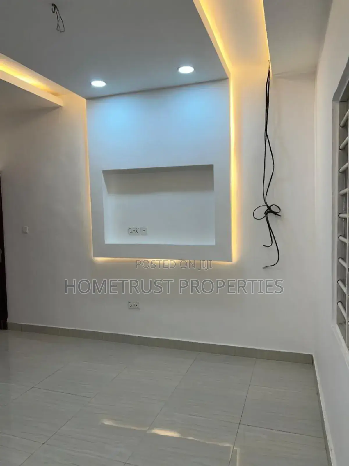 4bdrm Duplex in Hometrust Properties, Millenium City for sale