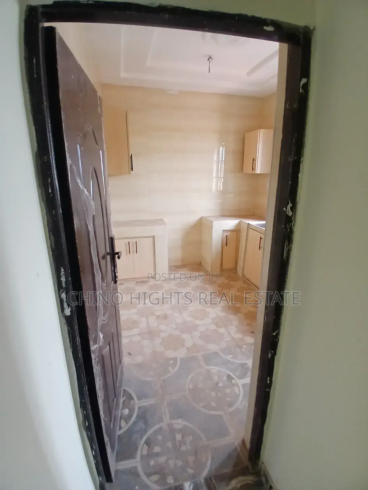 1bdrm Apartment in New Jerusalem, Tema Metropolitan for rent