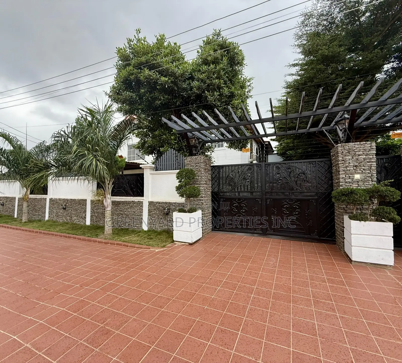 Furnished 5bdrm House in Adjiringanor, East Legon for rent
