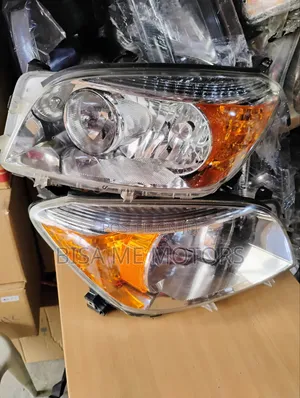 Toyota Rav4 2008/2009/2010 Headlight Set.