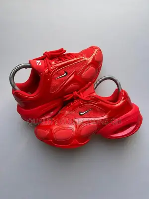 Nike Muse Red
