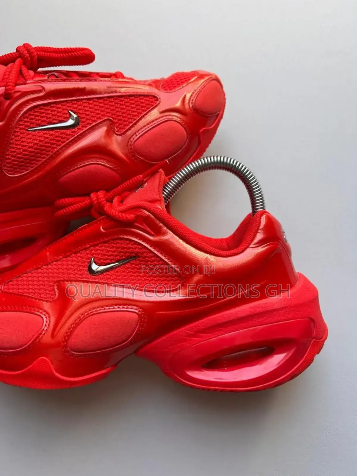 Nike Muse Red