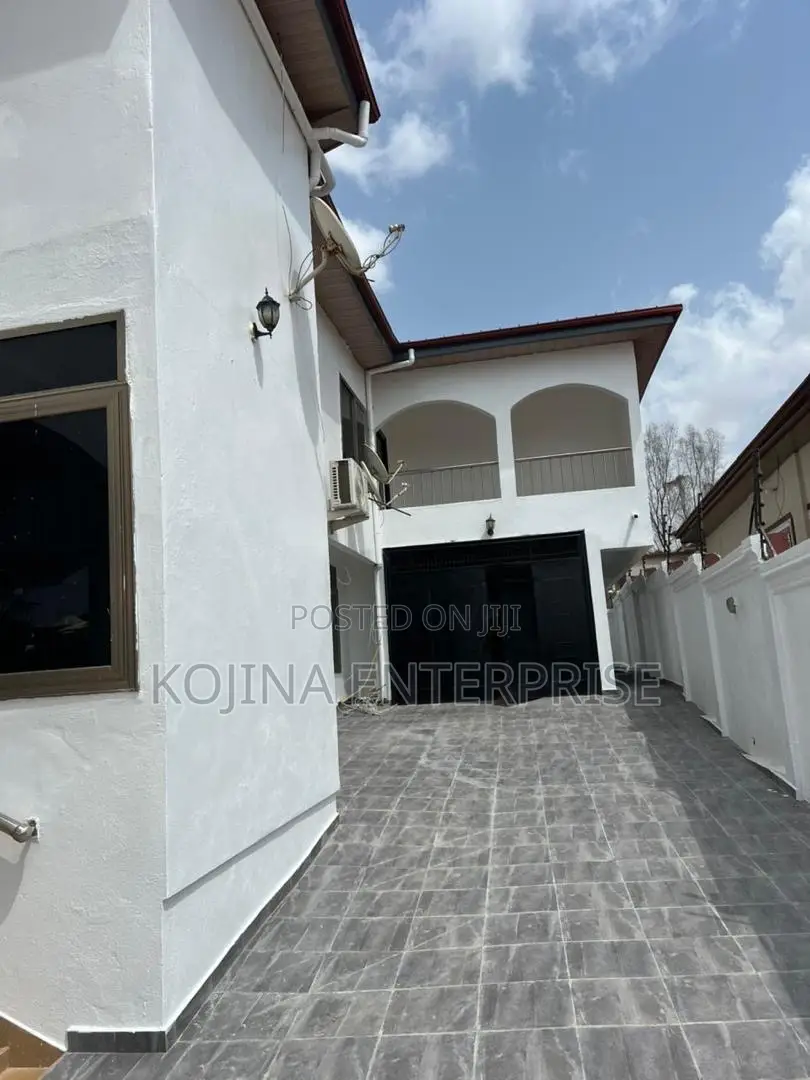 5bdrm Mansion in Sokoban - Aboabo, Kumasi Metropolitan for sale