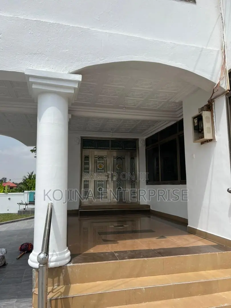 5bdrm Mansion in Sokoban - Aboabo, Kumasi Metropolitan for sale