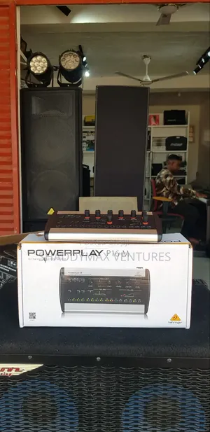Behringer Power Play P16-M in Ear Amplifier