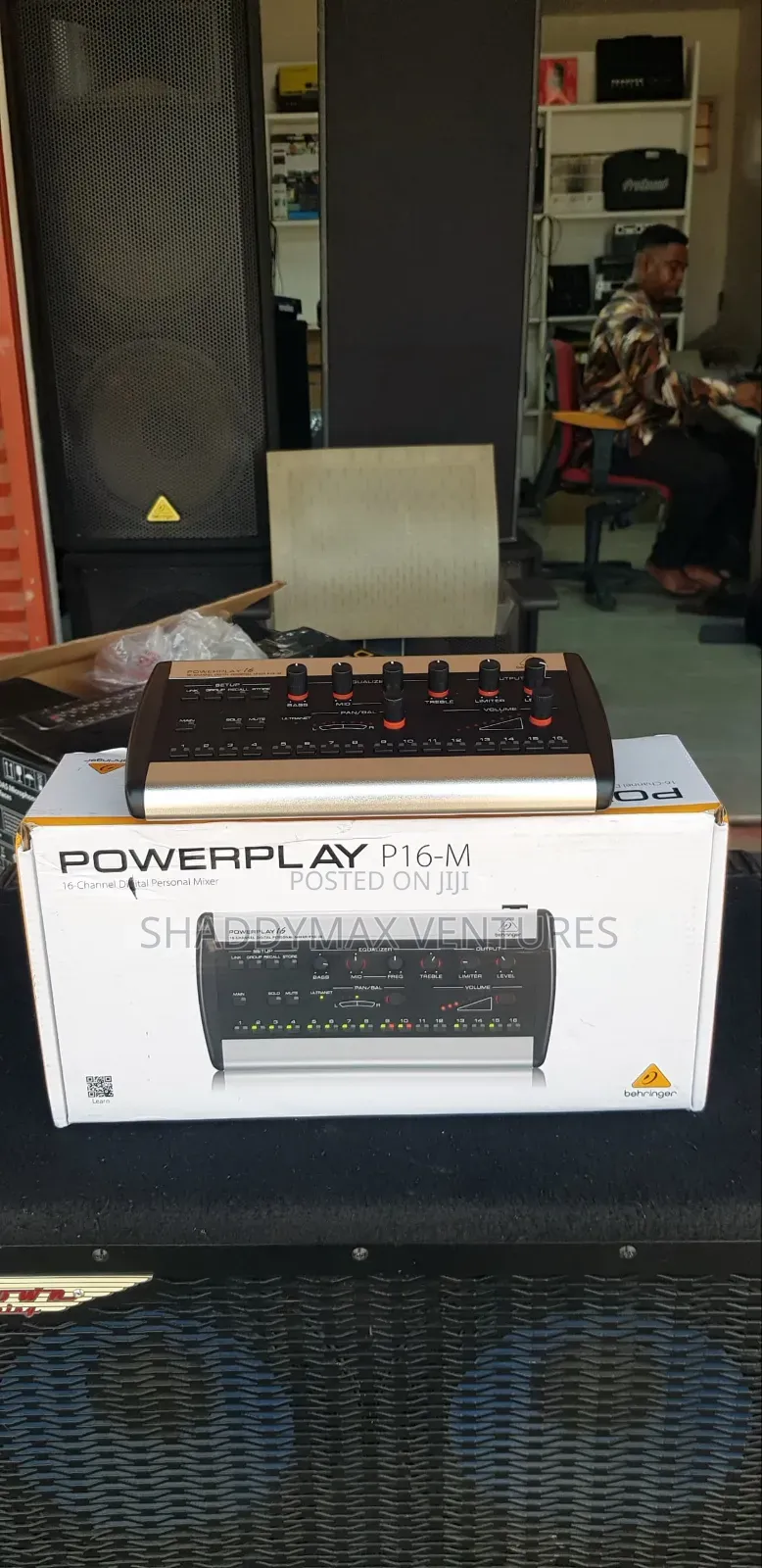 Behringer Power Play P16-M in Ear Amplifier