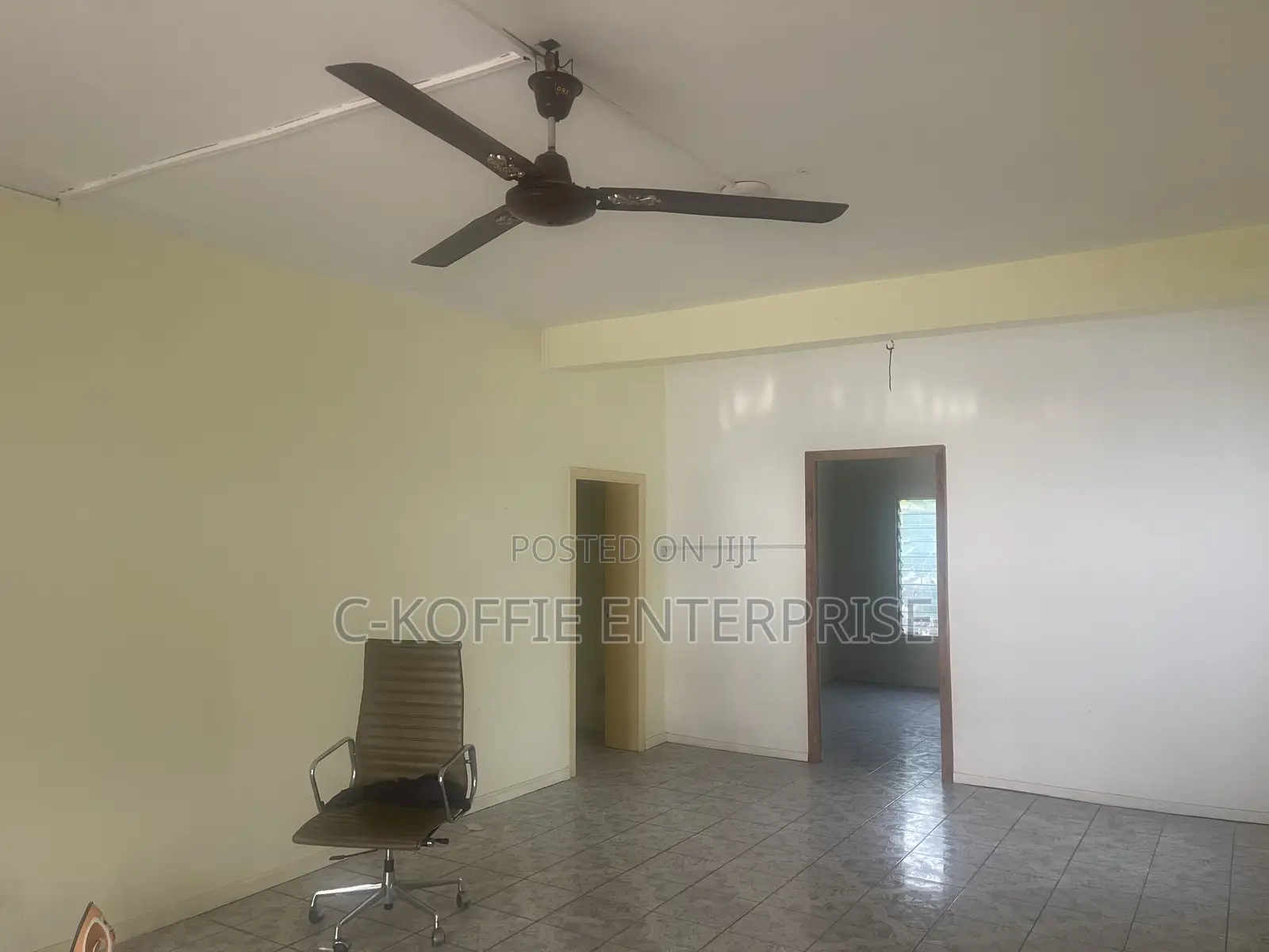 8bdrm Apartment in Tesano for rent