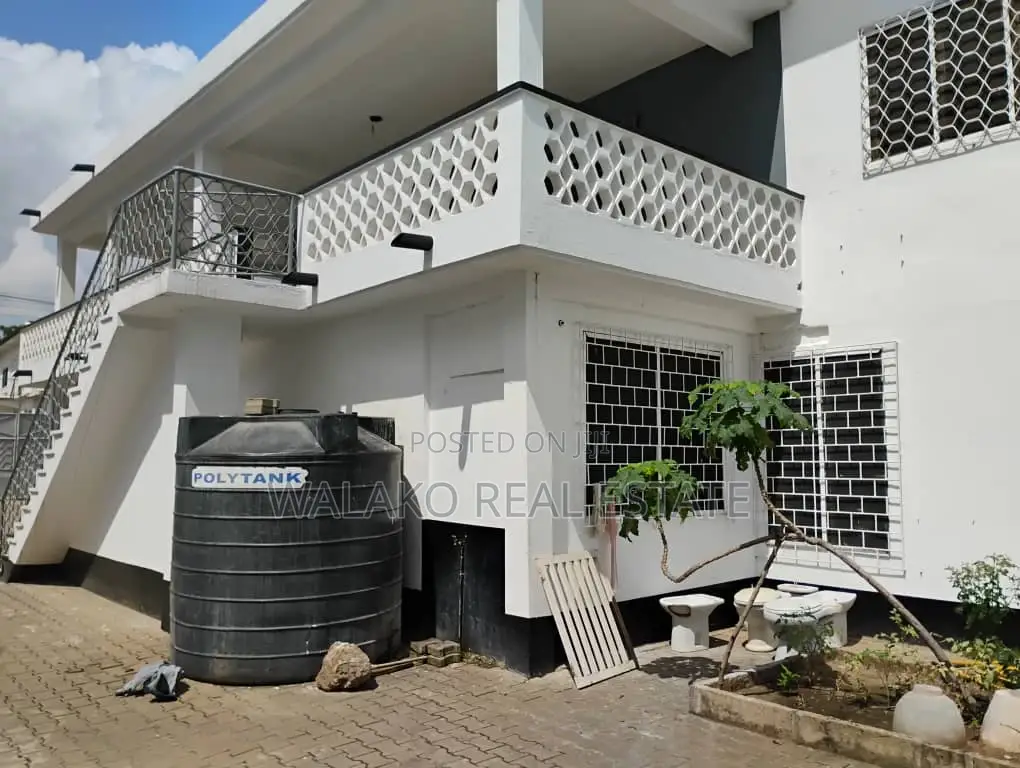 6bdrm House in Tesano for rent