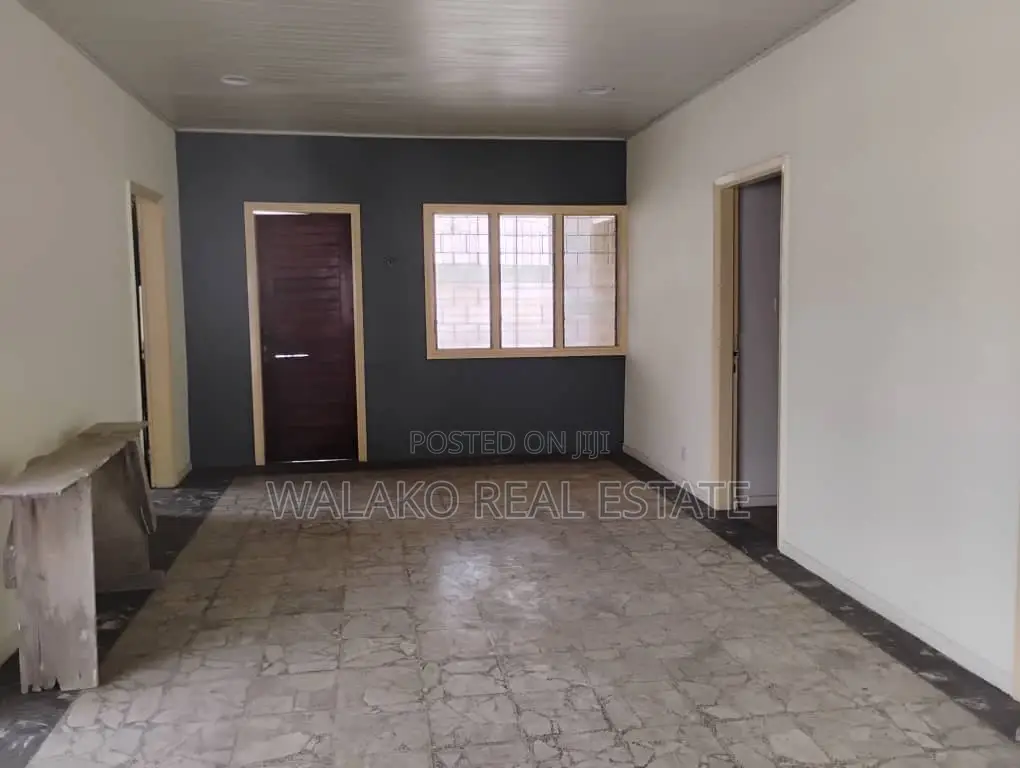 6bdrm House in Tesano for rent