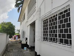 6bdrm House in Tesano for rent