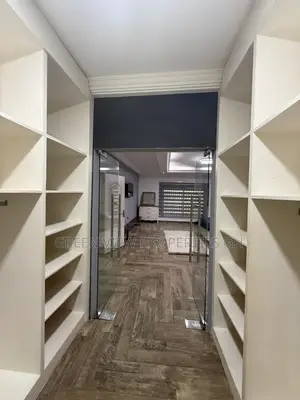 Furnished 5bdrm Maisonette in East Legon for sale