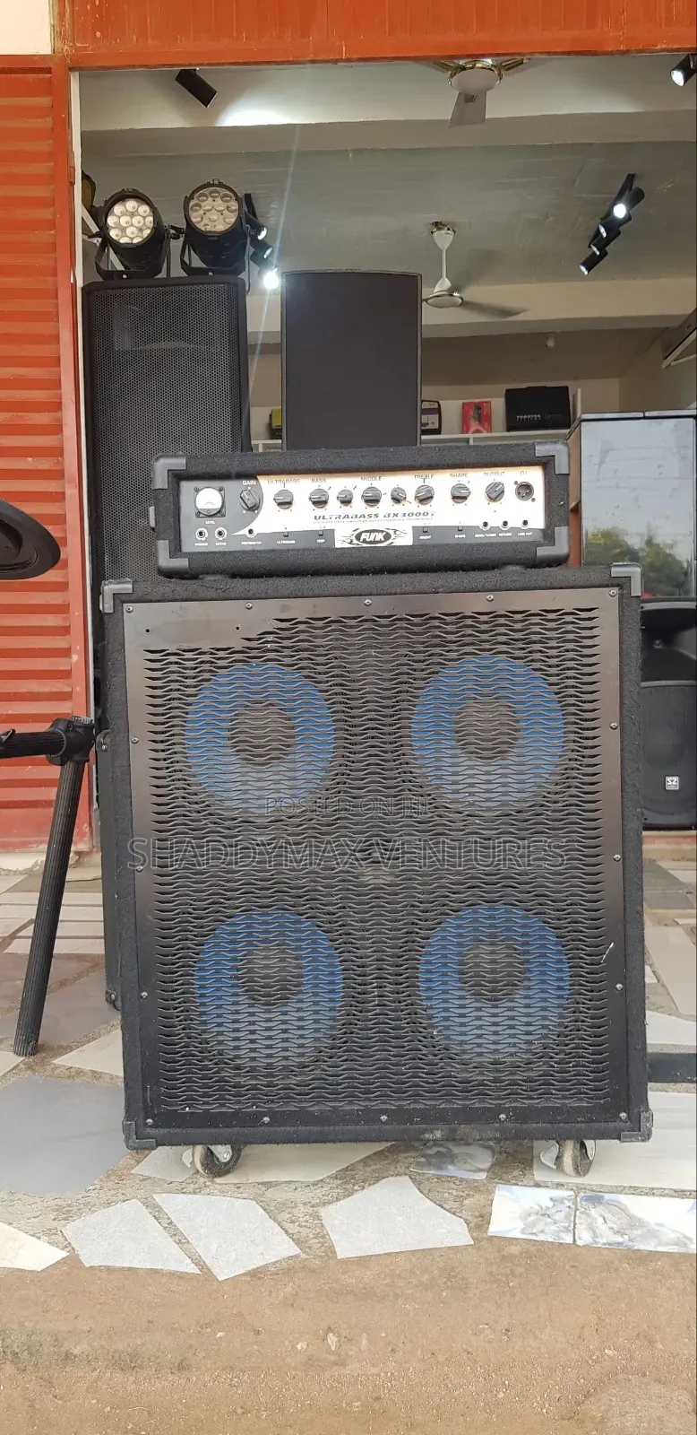 Behringer Ultrabass Bx3000t Combo