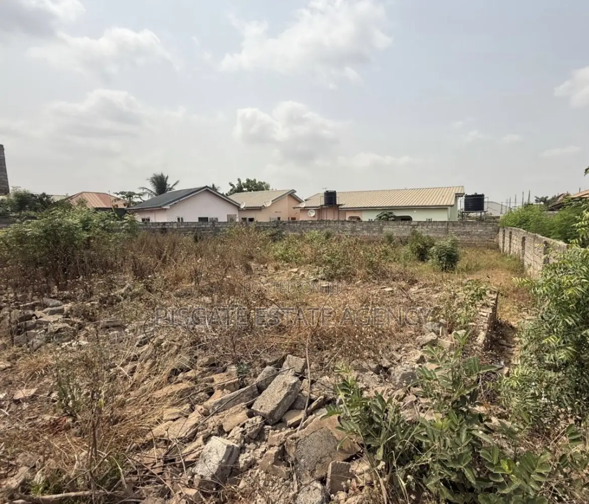 2plots at Tema Com 25