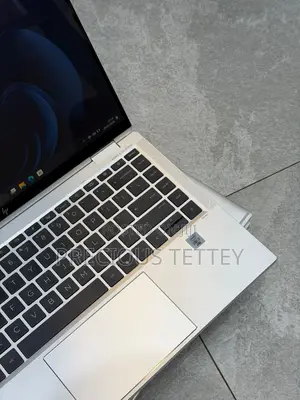 Laptop HP EliteBook x360 1030 G7 16GB Intel Core i5 SSD 256GB