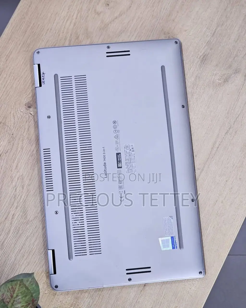 Laptop Dell Latitude 7400 16GB Intel Core I5 SSHD (Hybrid) 256GB