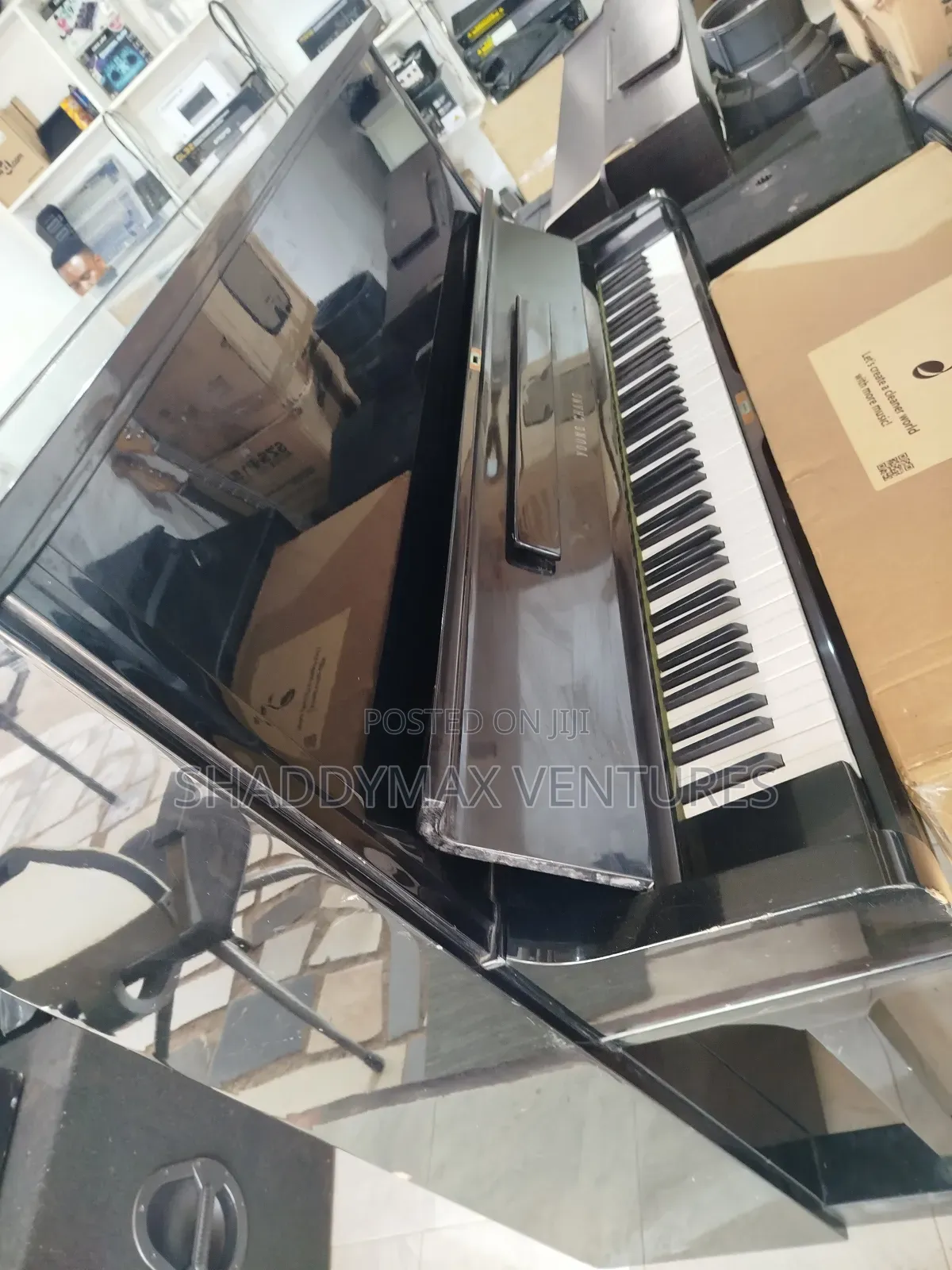 Young-Chang Grand Piano U-131