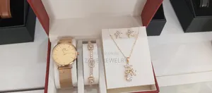 Ladies Jewelry Set
