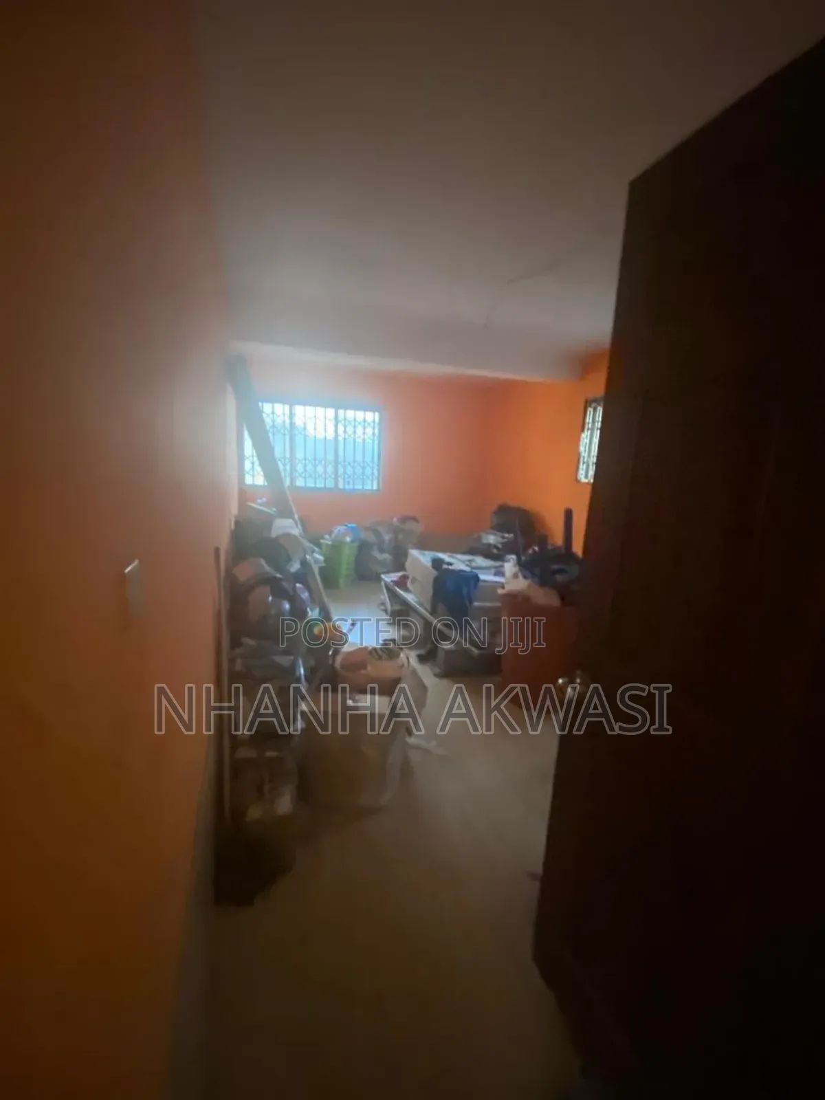 6bdrm House in Tema Metropolitan for rent