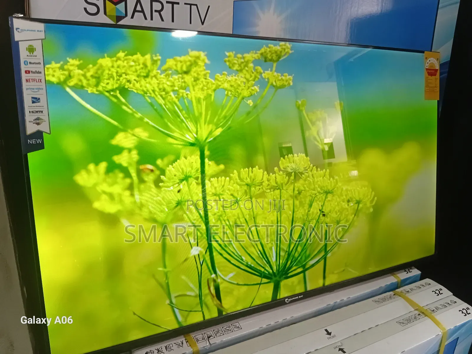 Dolphin Bay 43" Smart Tv – Seamless Streaming Dolphine Bay