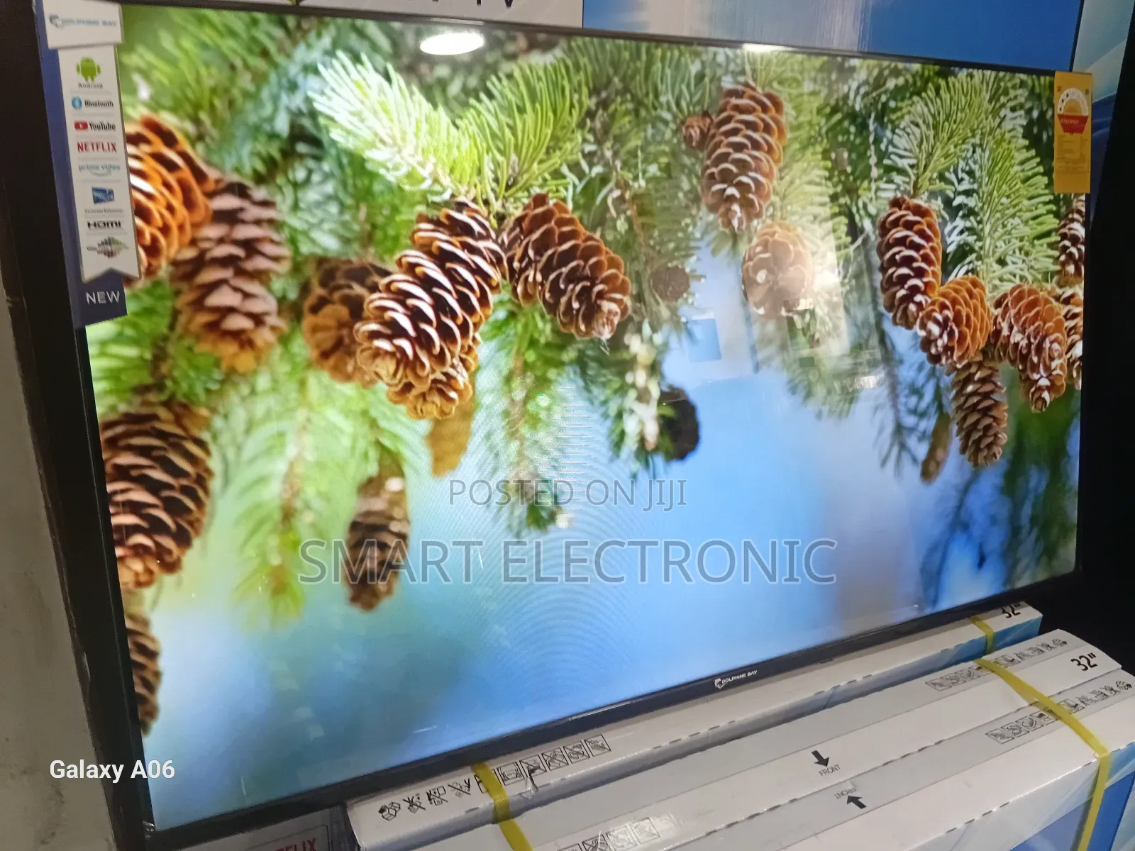 Dolphin Bay 43" Smart Tv – Seamless Streaming Dolphine Bay
