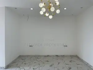 3bdrm House in New Achimota, Mile 7 for sale