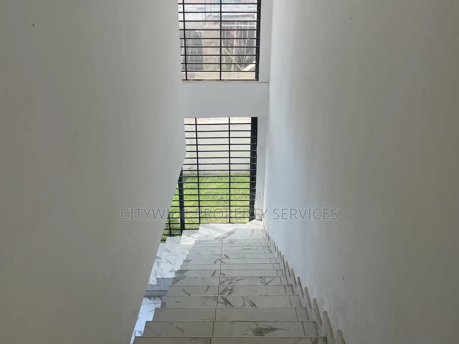 3bdrm House in New Achimota, Mile 7 for sale