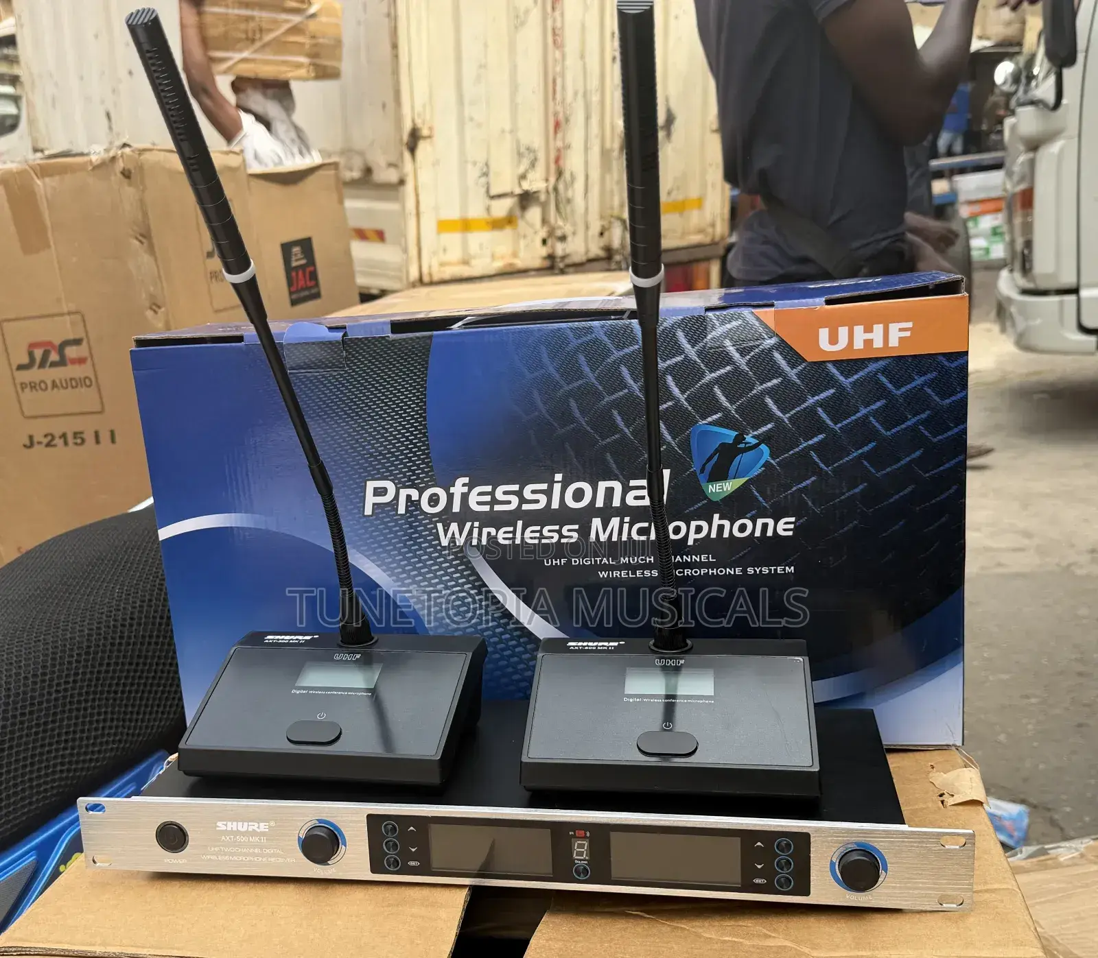 Shure Axt-500 Mk Ii Professional 2in1 Conference Wireless Microphone