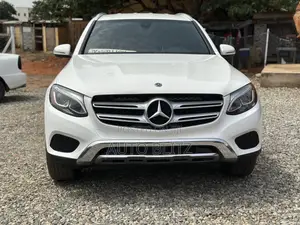Mercedes-Benz GLC-Class 2019 White