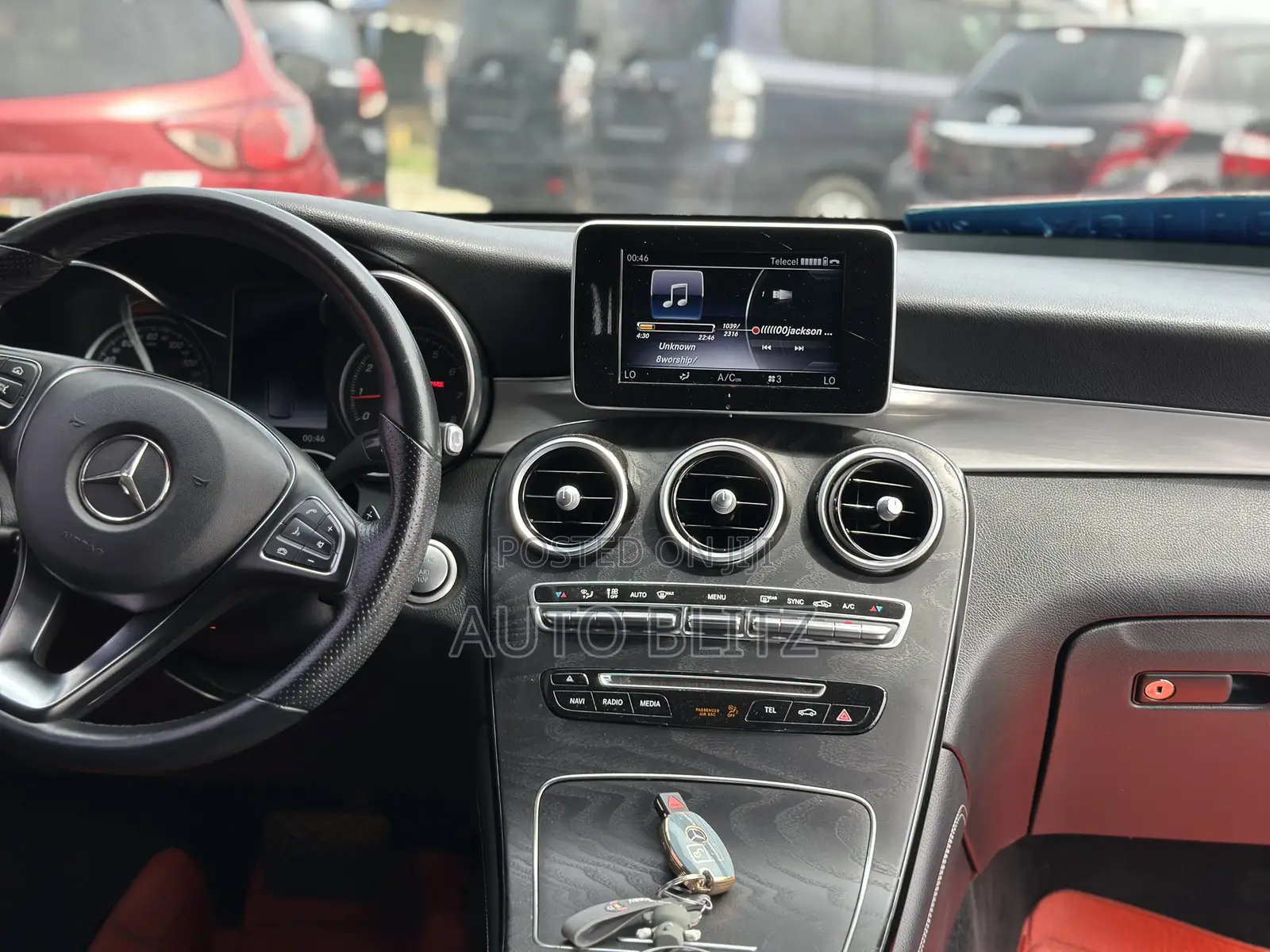 Mercedes-Benz GLC-Class 2019 White