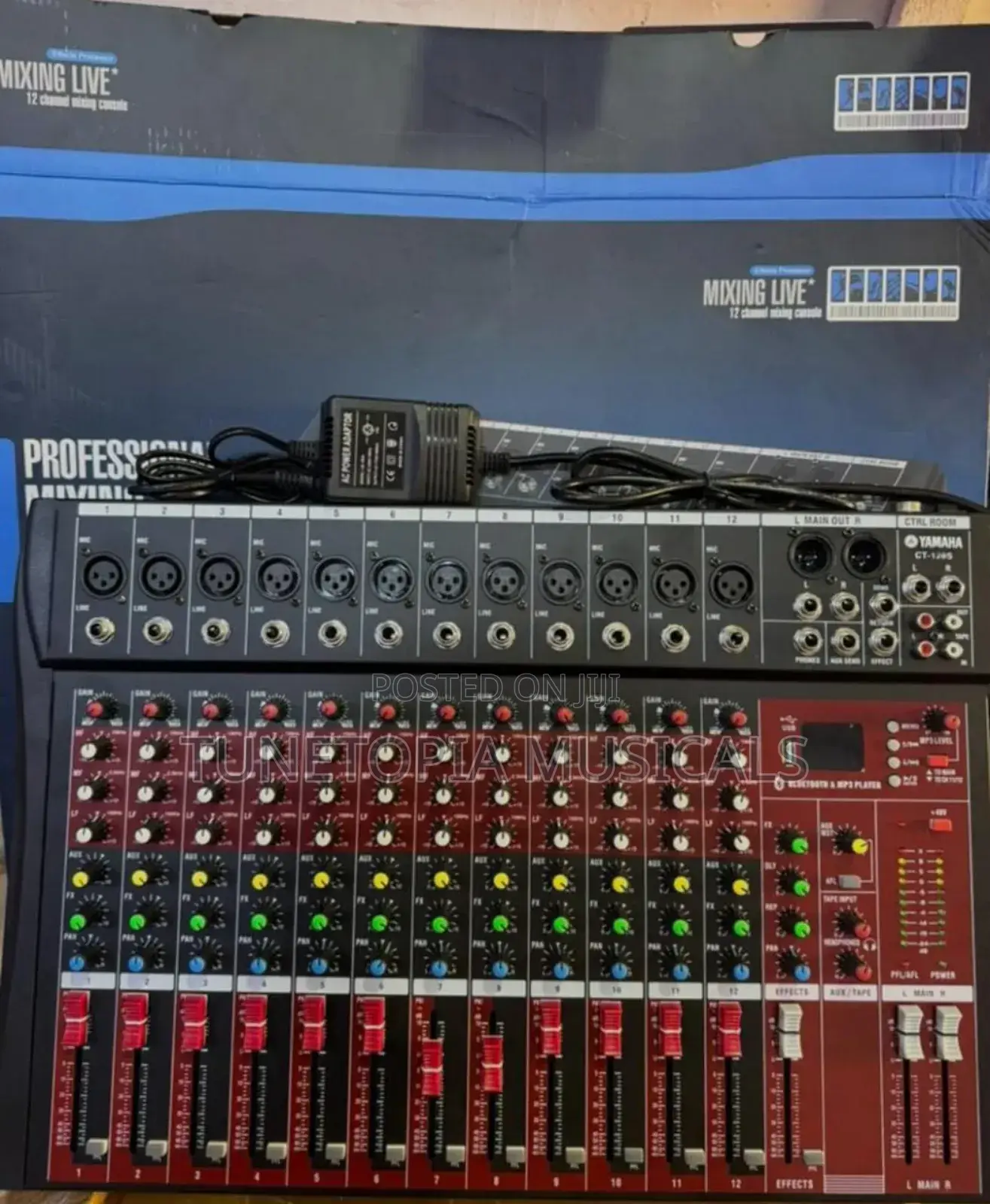 Yamaha Ct120s 12-channel Audio Mixer.
