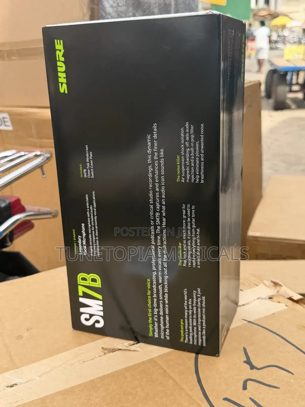 Shure Sm7b Dynamic Vocal/ Podcast Microphone.