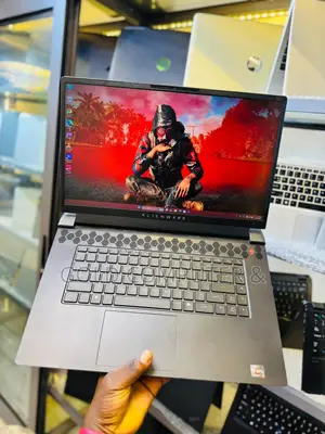 Laptop Alienware M17x R2 32GB AMD Ryzen 9 SSD 1T