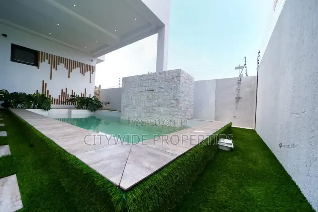 4bdrm House in East Legon, Boundary Road Area for sale