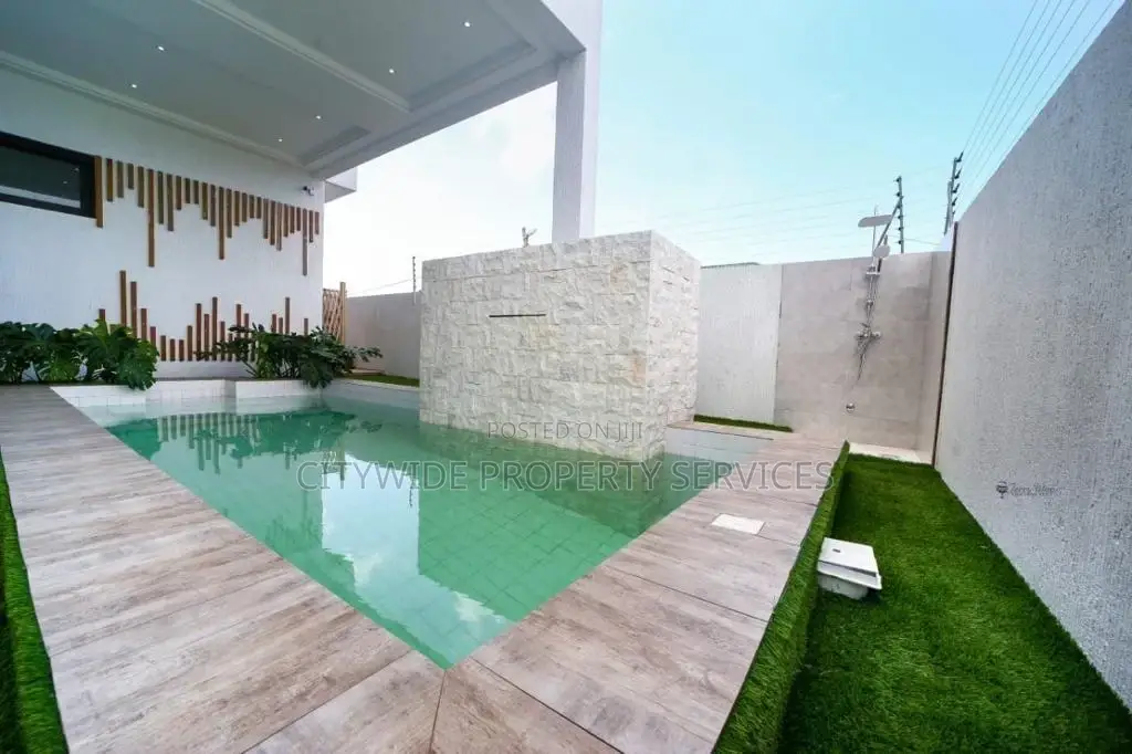 4bdrm House in East Legon, Boundary Road Area for sale