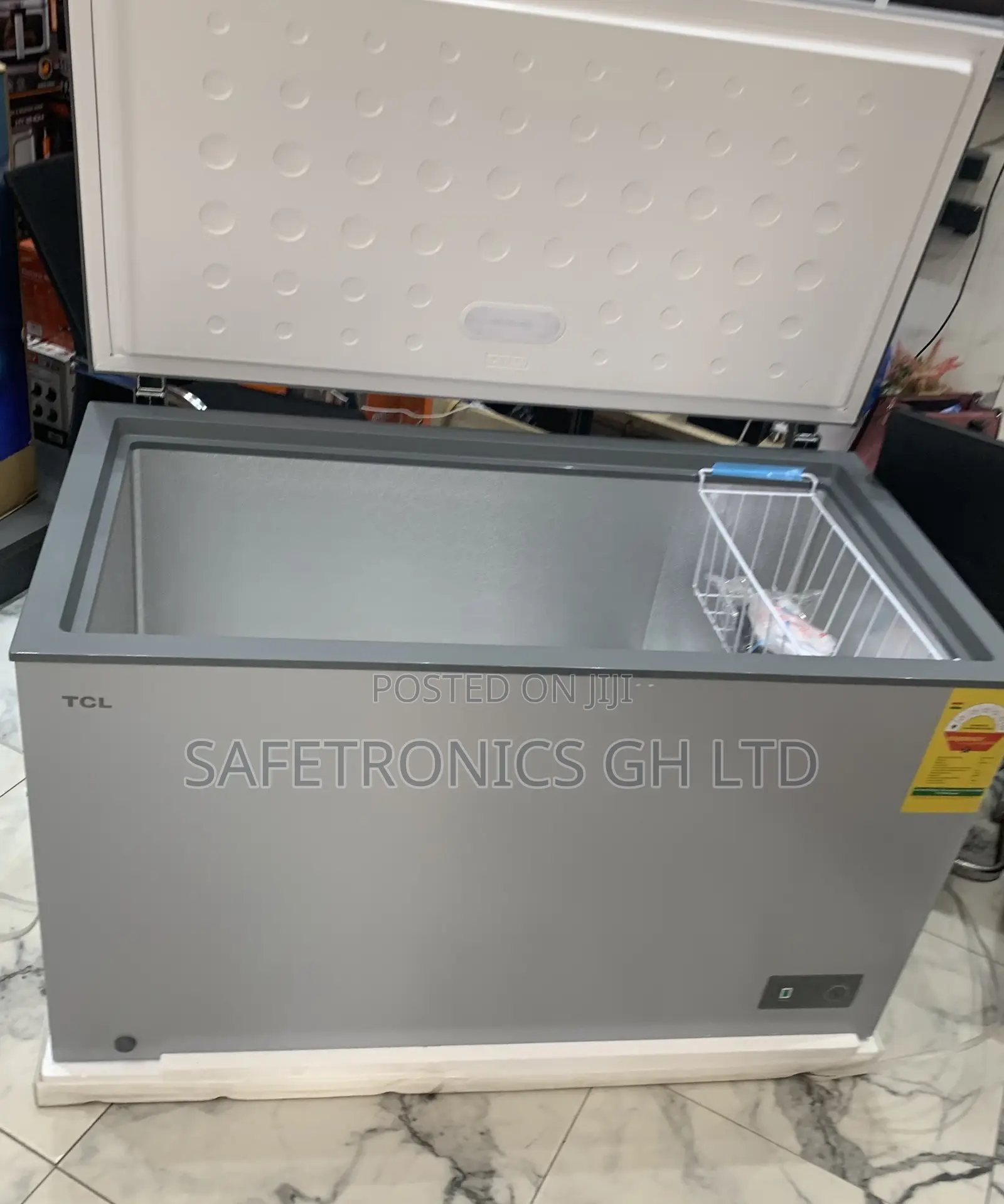 Exclusive Grey TCL 380 Liters Electric Singledoor Chestfreezer