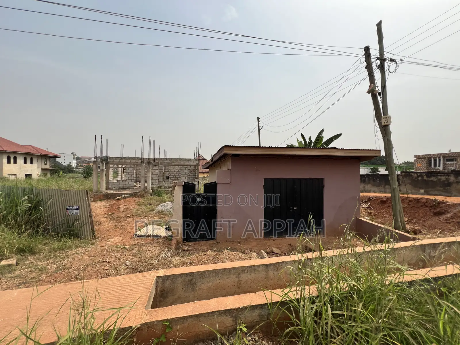 5bdrm House in Paraku Estate, Kumasi Metropolitan for sale