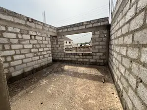 5bdrm House in Paraku Estate, Kumasi Metropolitan for sale