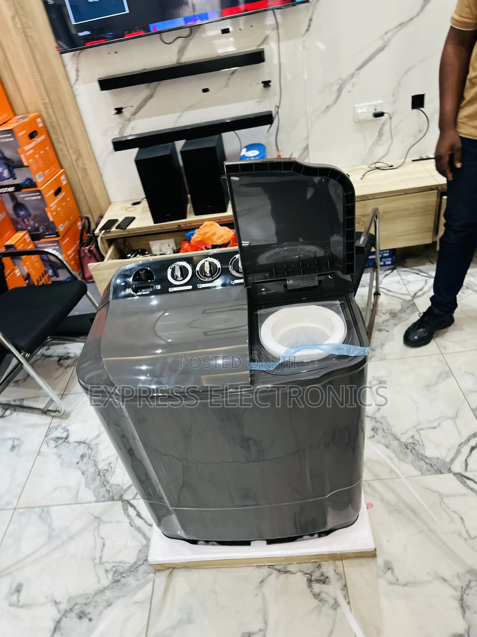 Newly Sealed in Box Semi Automatic Lg 7kg Lg P861ront