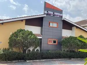 18 Bedroom Hotel for Investors