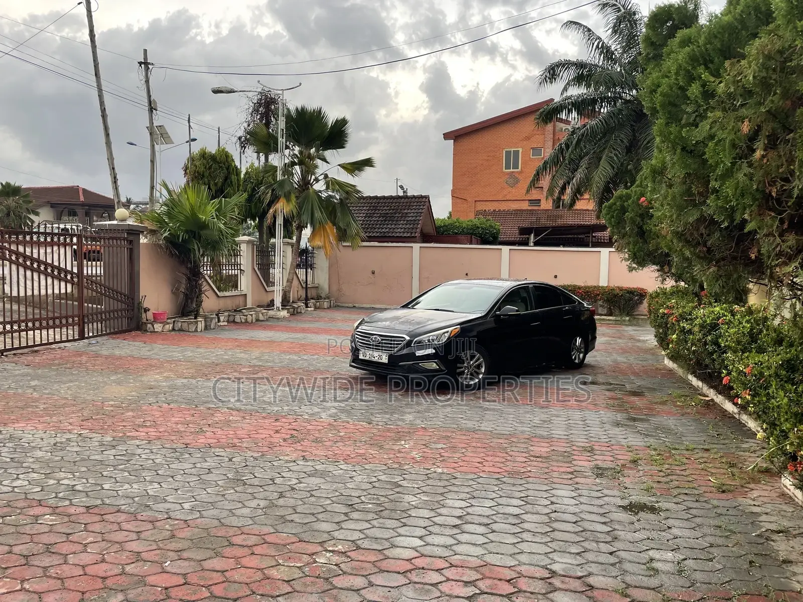 Vacant Hotel / Hospitality Building for Sale in East Legon