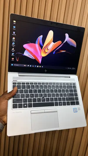 Laptop HP EliteBook 840 G5 8GB Intel Core I5 SSD 256GB