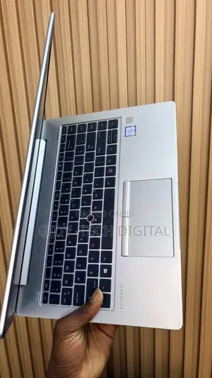 Laptop HP EliteBook 840 G5 8GB Intel Core i5 SSD 256GB
