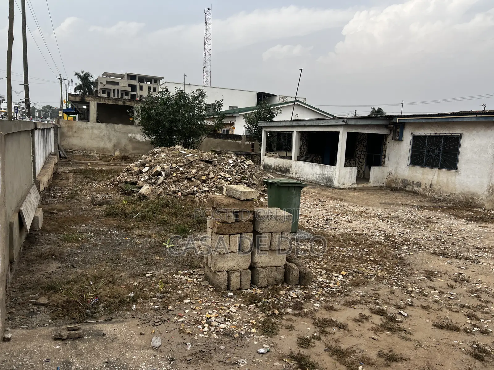 93x119ft Land for Sale at Gifard Road - La