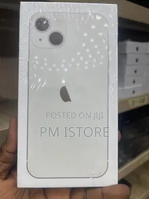 New Apple iPhone 13 128 GB White