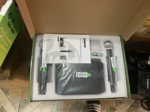 Shure Glxd4 2 in 1 Handheld Microphone