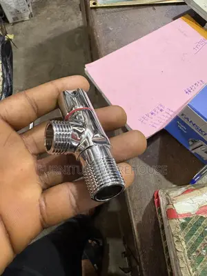 Fanski Angle Valve 1/2” X 1/2”