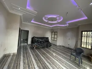 6bdrm House in K Fuseini Estate, Kumasi Metropolitan for sale