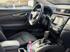 Nissan Rogue SV AWD 2018 Black